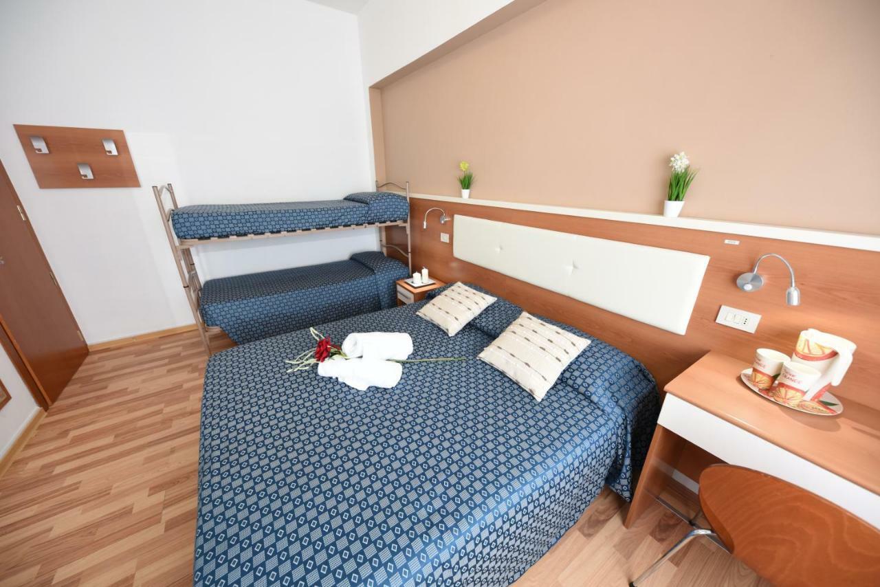 Miramare Inn Hotel Marotta Luaran gambar